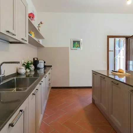 Family Friendly With Swimming Pool In Tuscany * 蒙塔约内