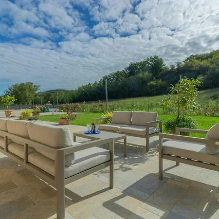 Family Friendly With Swimming Pool In Tuscany 度假居