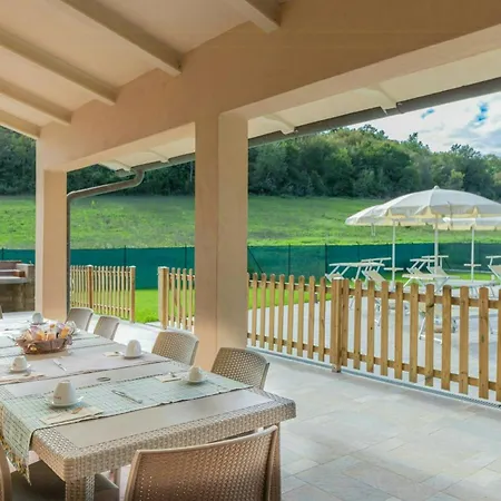 Family Friendly With Swimming Pool In Tuscany 度假居